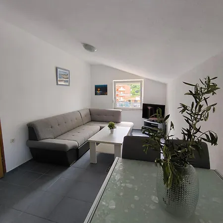 Baresic Gasthuis Podgora (Split-Dalmatia)