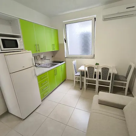 Baresic Podgora (Split-Dalmatia)