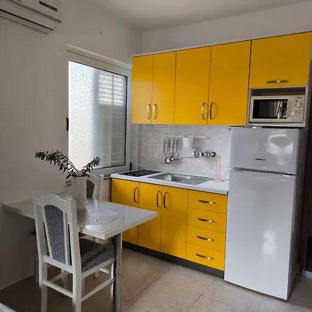Baresic Podgora (Split-Dalmatia)