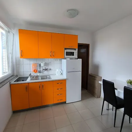 Baresic Gasthuis Podgora (Split-Dalmatia)